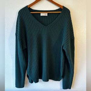 Wilfred Free Green 100% Merino Wool Sweater Size Large
